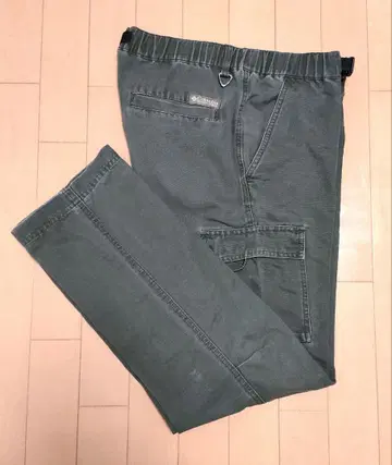 컬럼비아 카고 팬츠 카키 계열 사이즈 S