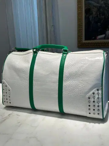 새상품 크로커다일 보스턴 백