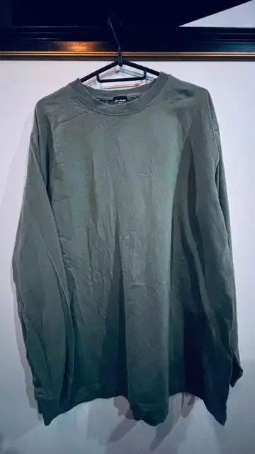 Six Lounge 백 프린트 롱 슬리브 T셔츠