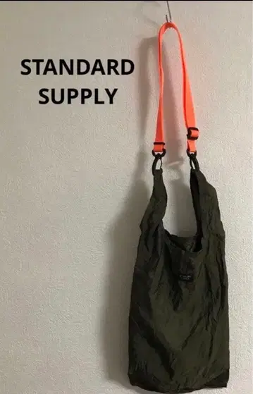 STANDARD SUPPLY 숄더백 REGII KIOSK