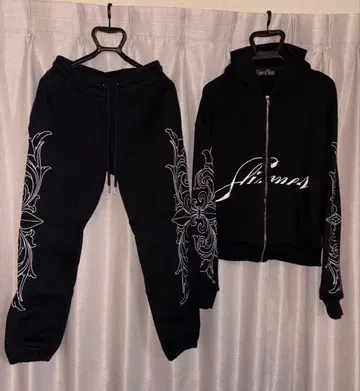 Yvng Patra 착용 Grave of slimes 셋업 S 사이즈