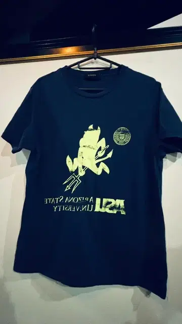 ARMED 데빌 프린트 T셔츠