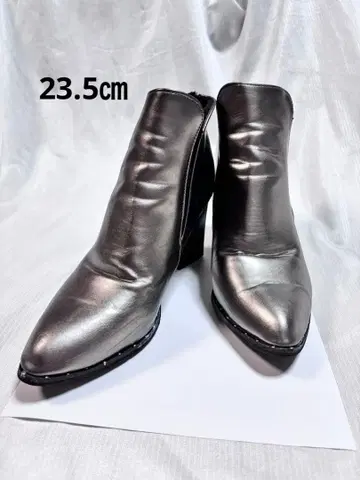 하프 부츠 숏부츠 부티 메탈릭 실버 보아