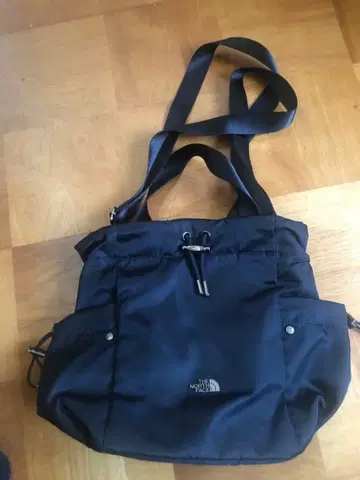 The North Face 블랙 숄더백