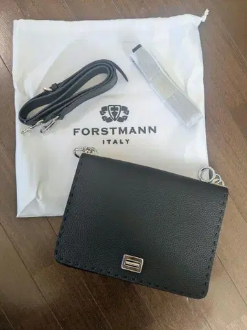 FORSTMANN 블랙 가죽 숄더백