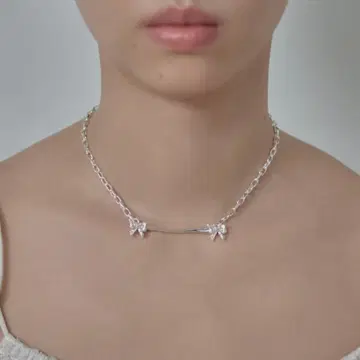 컨디션 최상 LANIE ribbone choker necklace