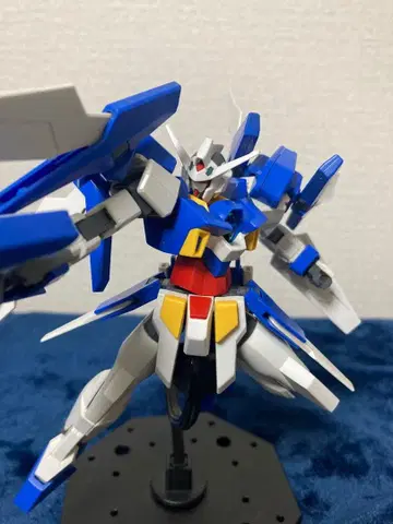 조립 완료 건담 프라모델 정크 HG AGE-2 노멀