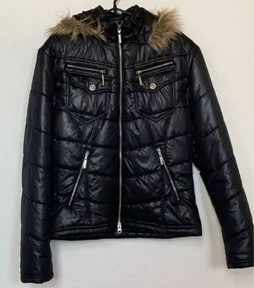 A.S.M 퍼 포함 블랙 다운 자켓