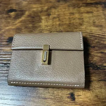 Hazuki Ishizuka 프랑스 가죽 사용 컴팩트 지갑 (그레이지)