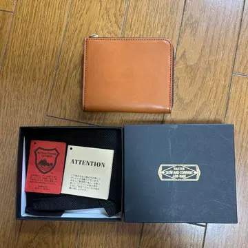 새상품 SLOW 브라이들 미니 지갑 L자 지퍼 카멜