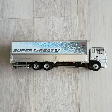 FUSO SUPER GREAT V 트럭 모델 실버
