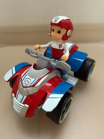 파우 패트롤 베이직 비클 피규어 포함 켄트 돌진 배기