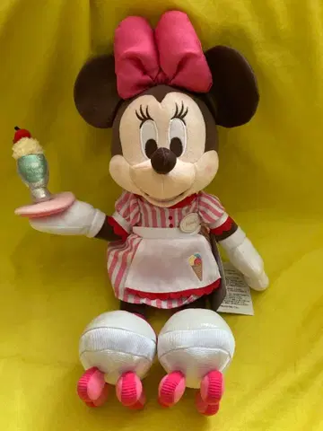 디즈니 스토어 한정판 미니 봉제 인형 아이스크림 롤러스케이트