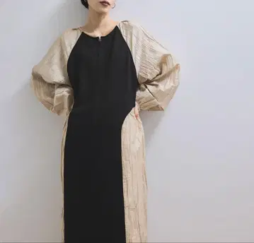 [WEB 한정판] 프론트 ZIP 콤비 개더 원피스