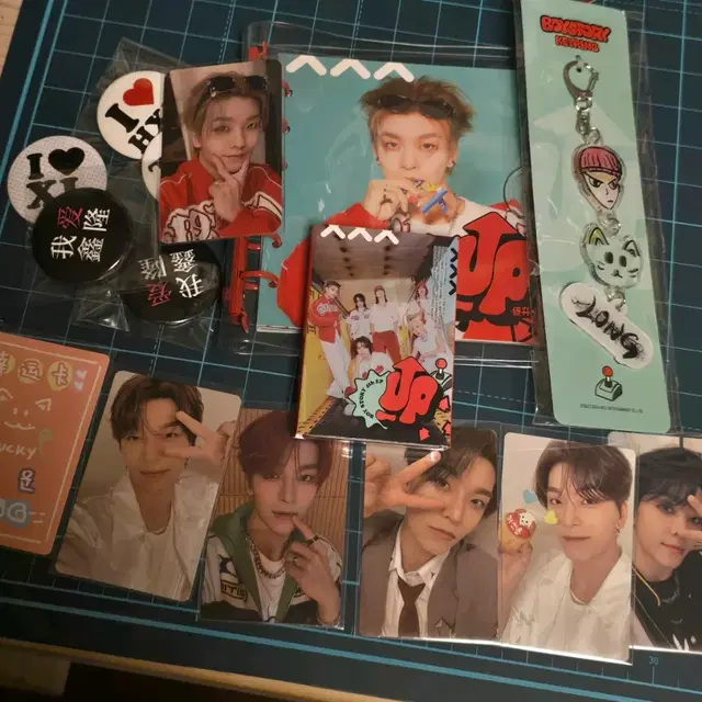 알파드라이브원 허씬롱 포카 앨범 굿즈 일괄 양도