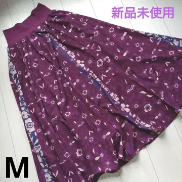 꽃무늬 롱 스커트 M 사이즈 미사용 새상품