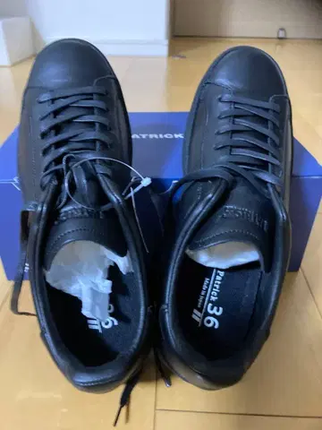 패트릭 블랙 스니커즈 36