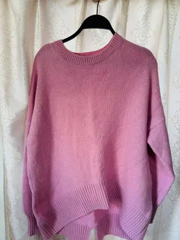 23구 핑크 긴팔 니트 스웨터 사이즈 38 새상품