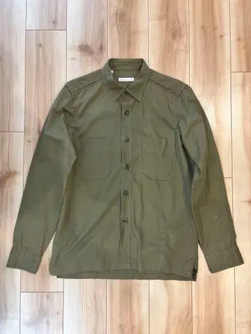 [ 새상품급 ] ESTNATION 올리브 긴팔 셔츠 L 사이즈