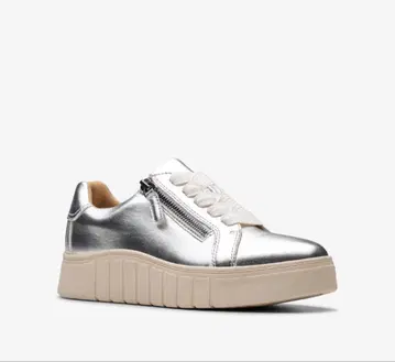 Clarks 실버 가죽 스니커즈 클락스 39 정가 16500