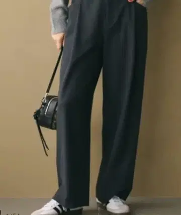 뷰티 앤 유스 울 턱 와이드 팬츠 S 사이즈 다크 그레이