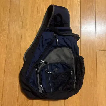 L.L.Bean 바디백 네이비