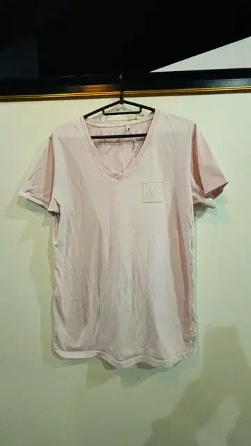 FACTOTUM 심플한 디자인 V넥 T셔츠