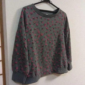 PART 2 JUNKO SHIMADA 꽃무늬 그레이 맨투맨 트레이닝복