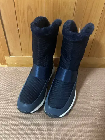 네이비 슬립온 부츠 퍼 안감