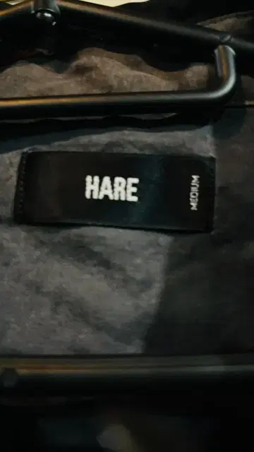 HARE 바이컬러 긴팔 셔츠