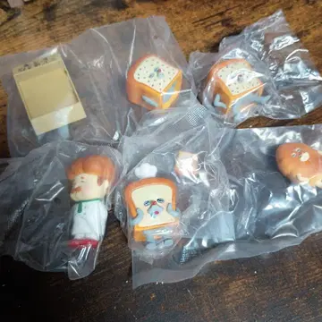 빵 도둑 피규어 컬렉션