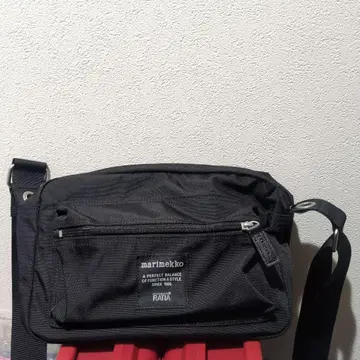 마리메꼬 숄더백 블랙