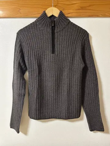 꼬르넬리아니 Corneliani 하프 지퍼 니트 스웨터 46