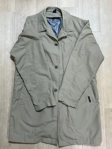 몽벨 베이지 스텐카라 코트