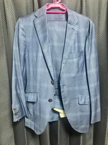 체크 무늬 비즈니스 정장