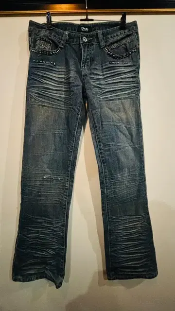 D&G 스터드 장식 유즈드 가공 데님 팬츠