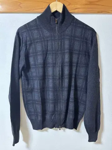 꼬르넬리아니 Corneliani 지퍼 니트 스웨터 48