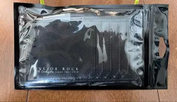 ONE OK ROCK 카드 케이스