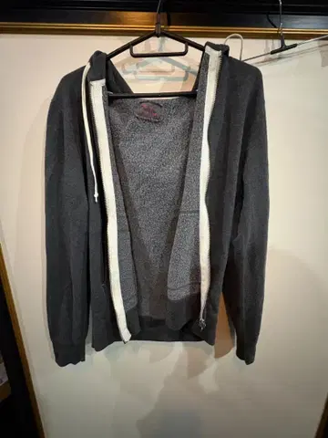 노브랜드 그레이 플리스 안감 지퍼 후드티