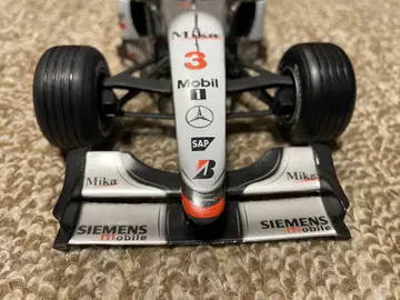 F1 맥라렌 MP4-16 Mika Hakkinen 1/18
