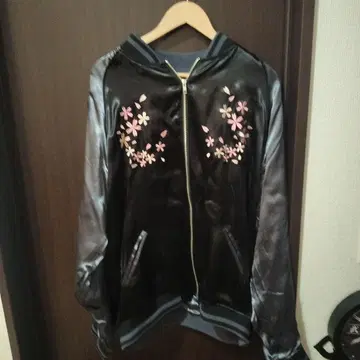 카라쿠리타마시 벚꽃과 파도 자수 스카잔