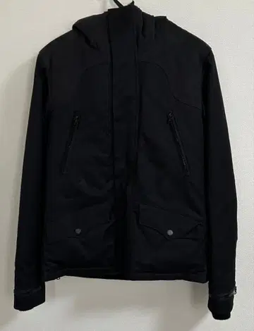 PLEIN 블랙 후드 부착 패딩 자켓 riri 지퍼