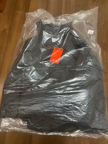 미사용 새상품 식스바이원 코펜하겐 다운 size1 블랙