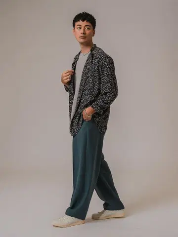 반값 이하 [택 포함 미사용 새상품] 에디피스 드레이피 트윌 벌룬 팬츠