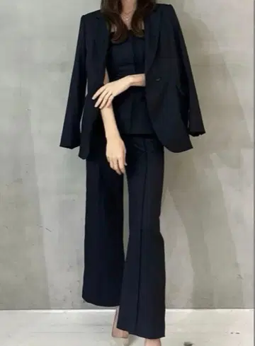 89 [택 포함 새상품] anuans 핀턱 스트레이트 팬츠 (NAVY)