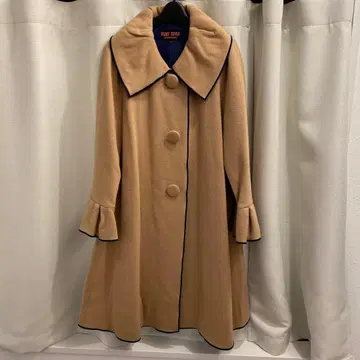 YUKI TORII INTERNATIONAL 유키토리이 고급 플레어 코트