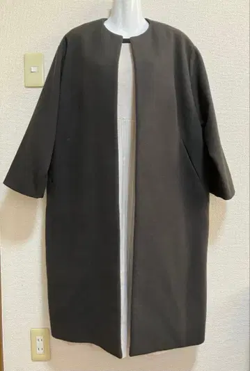 MILA OWEN 다크 브라운 노카라 롱 코트 브라운 갈색 새상품급