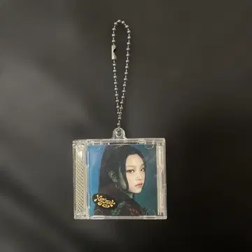 New Jeans How Sweet & Bubble Gum 키링