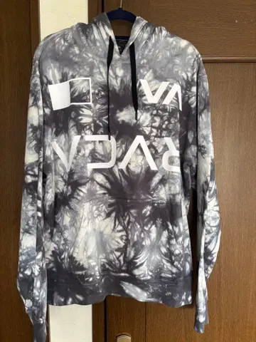 새상품 RVCA 타이다이 패턴 후드티