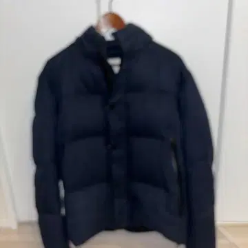 TAKEO.KIKUCHI 네이비 후드 부착 다운 자켓